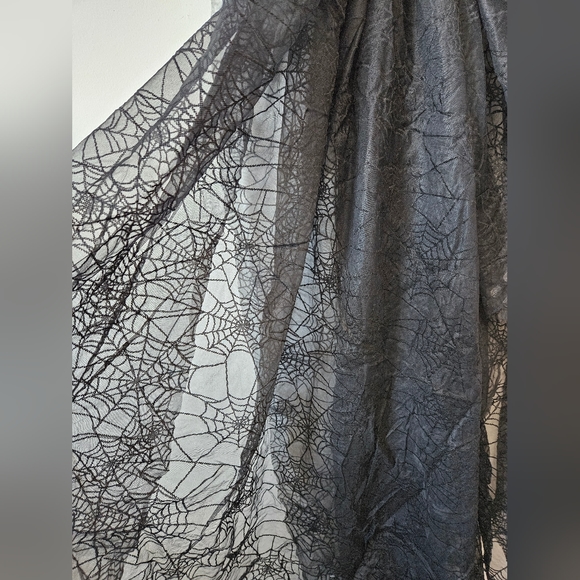 Spiderweb & Bat Fabric 🕸🦇 - Picture 7 of 9